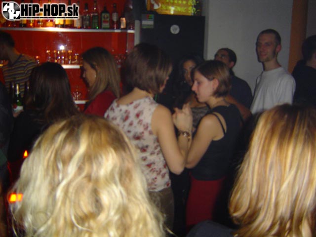 Party Central Lounge