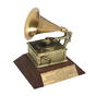V skratke – Grammy Awards & Kidz in the Hall